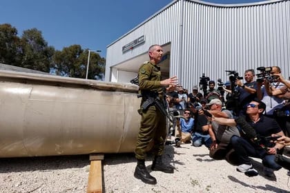 Israeli military spokesman, Rear Admiral Daniel Hagari (REUTERS/Amir Cohen)