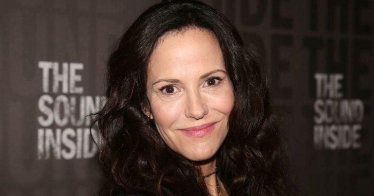 Mary-Louise Parker Net Worth