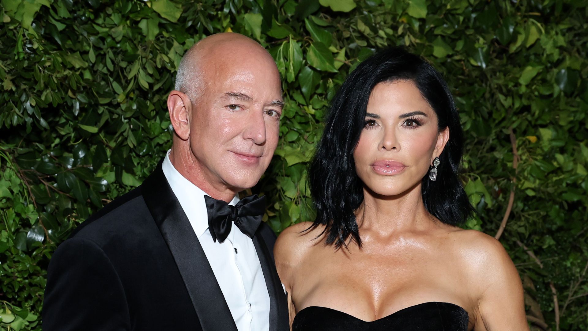 Lauren Sanchez Stuns in Ab-Baring Knit Mini Dress on Trip with Jeff Bezos