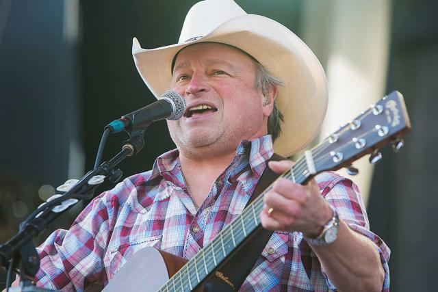 Country Music Legend Mark Chesnutt Recovering After Emergency Heart Surgery