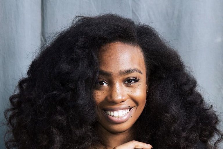 What SZA Looks Like Without Makeup