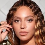 Beyoncé Appears Very Different in 'Confusing' Video Shared by Mom Tina Knowles