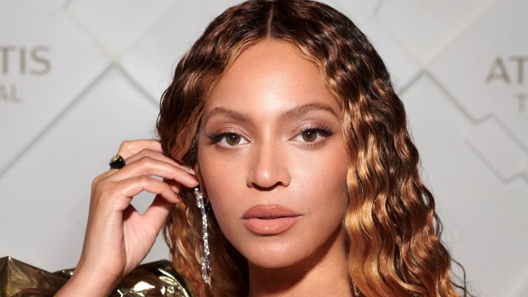 Beyoncé Appears Very Different in 'Confusing' Video Shared by Mom Tina Knowles