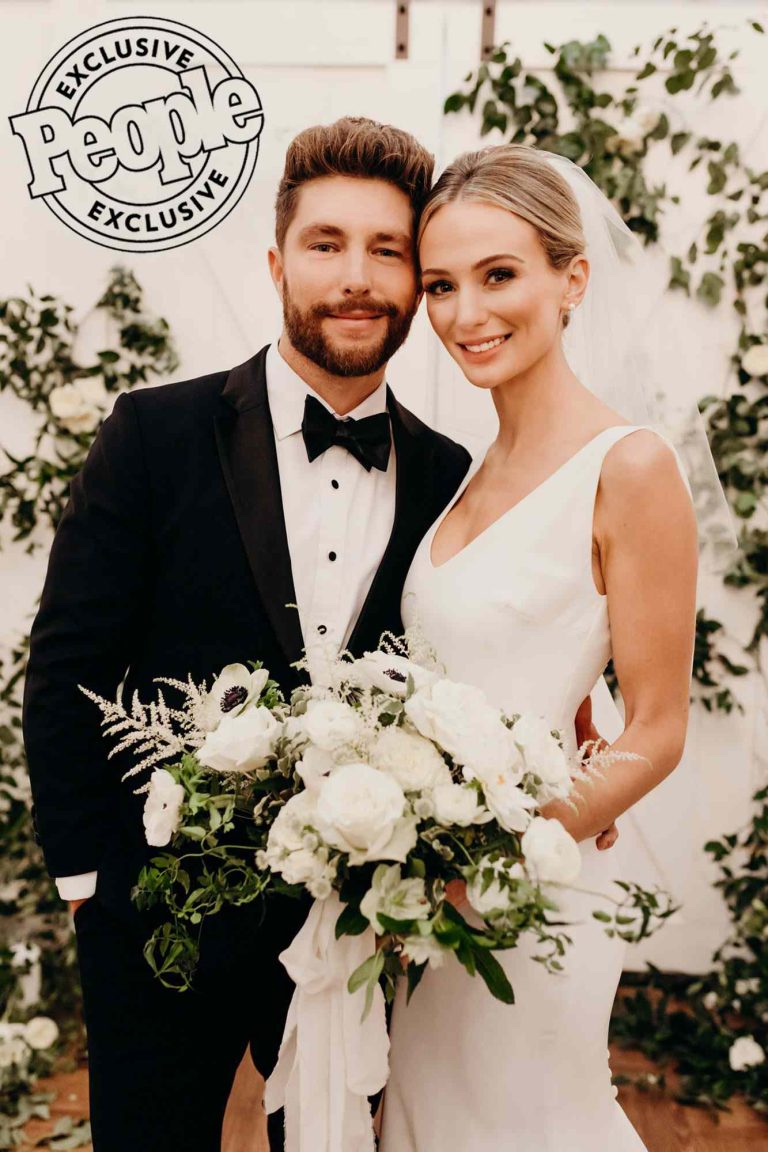 'Bachelor' Alum Lauren Bushnell Lane Updates on Her Marriage