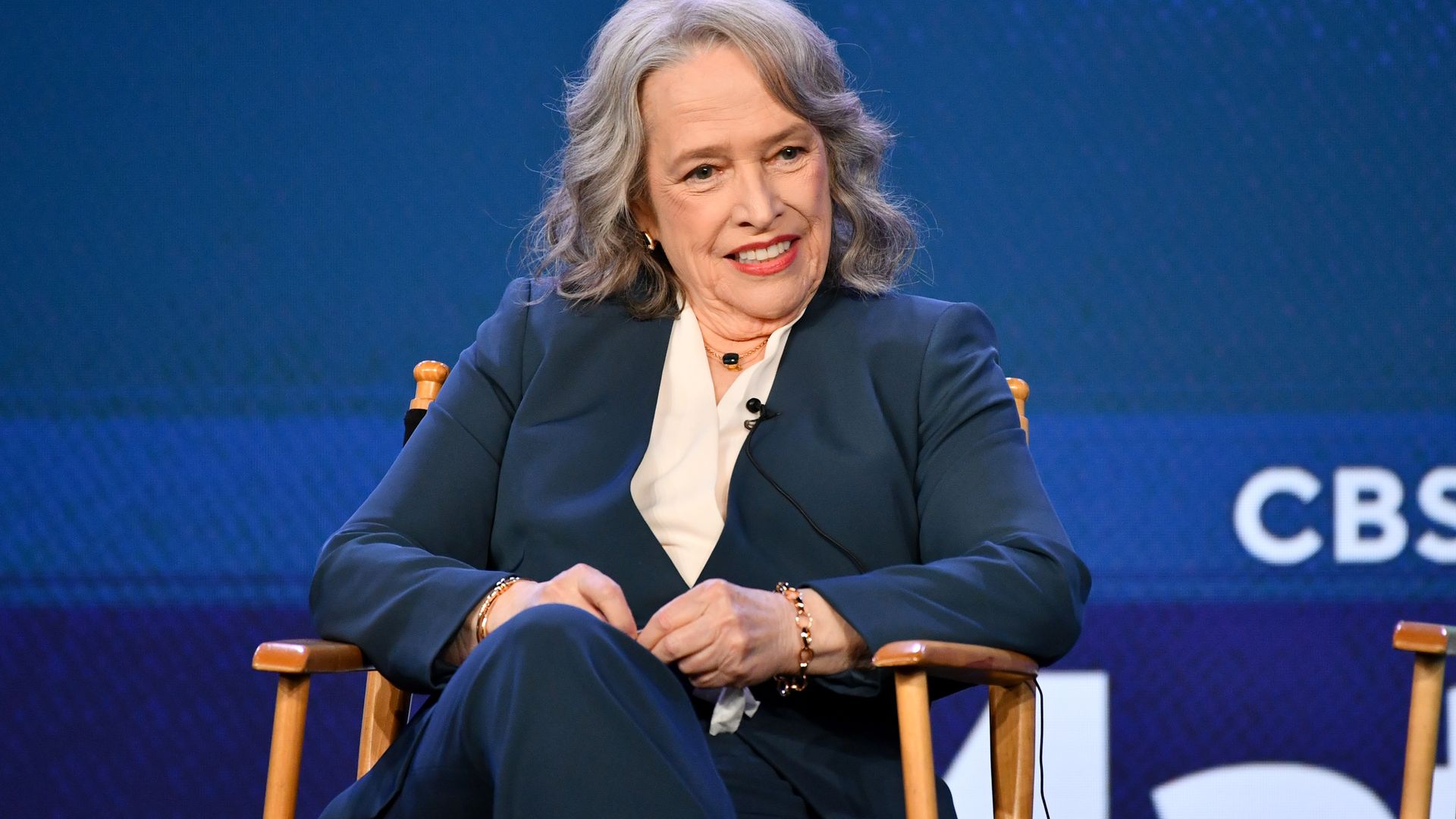 Kathy Bates of Matlock Showcases Weight Loss and Youthful Look in Stunning Outing