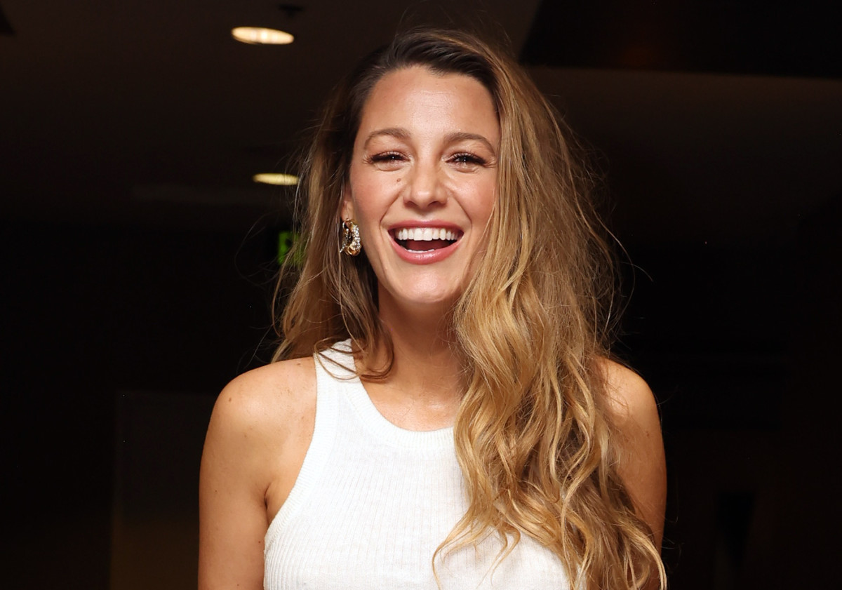 Blake Lively Responds Emotionally to Social Media's 'Best Compliment'