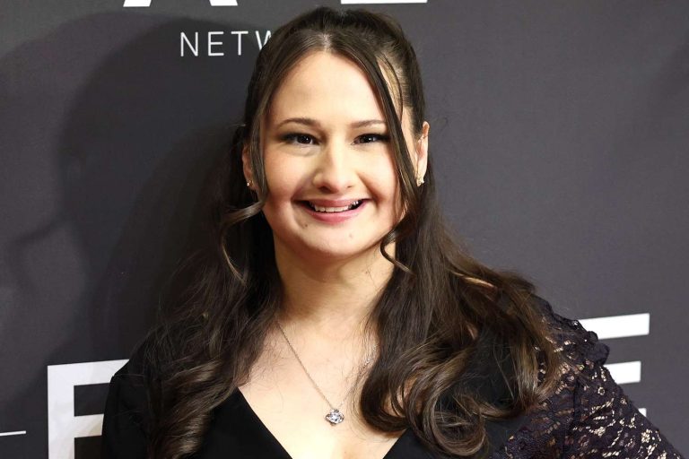 Gypsy Rose Blanchard Shares Baby's Heartbeat Video Using At-Home Ultrasound