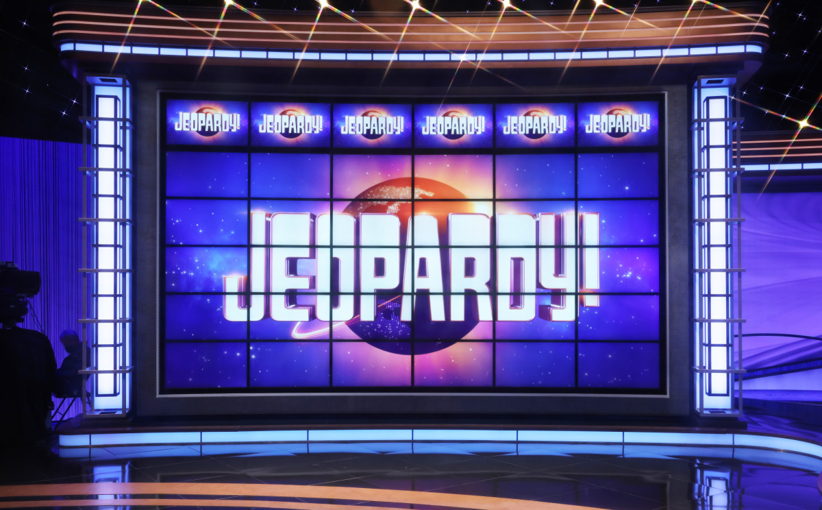 'Jeopardy!' Fans React After Contestant's 'Rough Day' Costs Him the Game