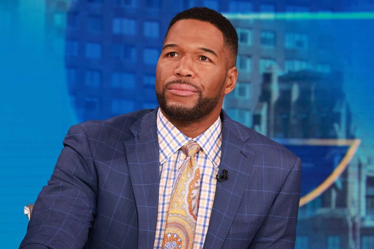 Michael Strahan Returns to 'Good Morning America'