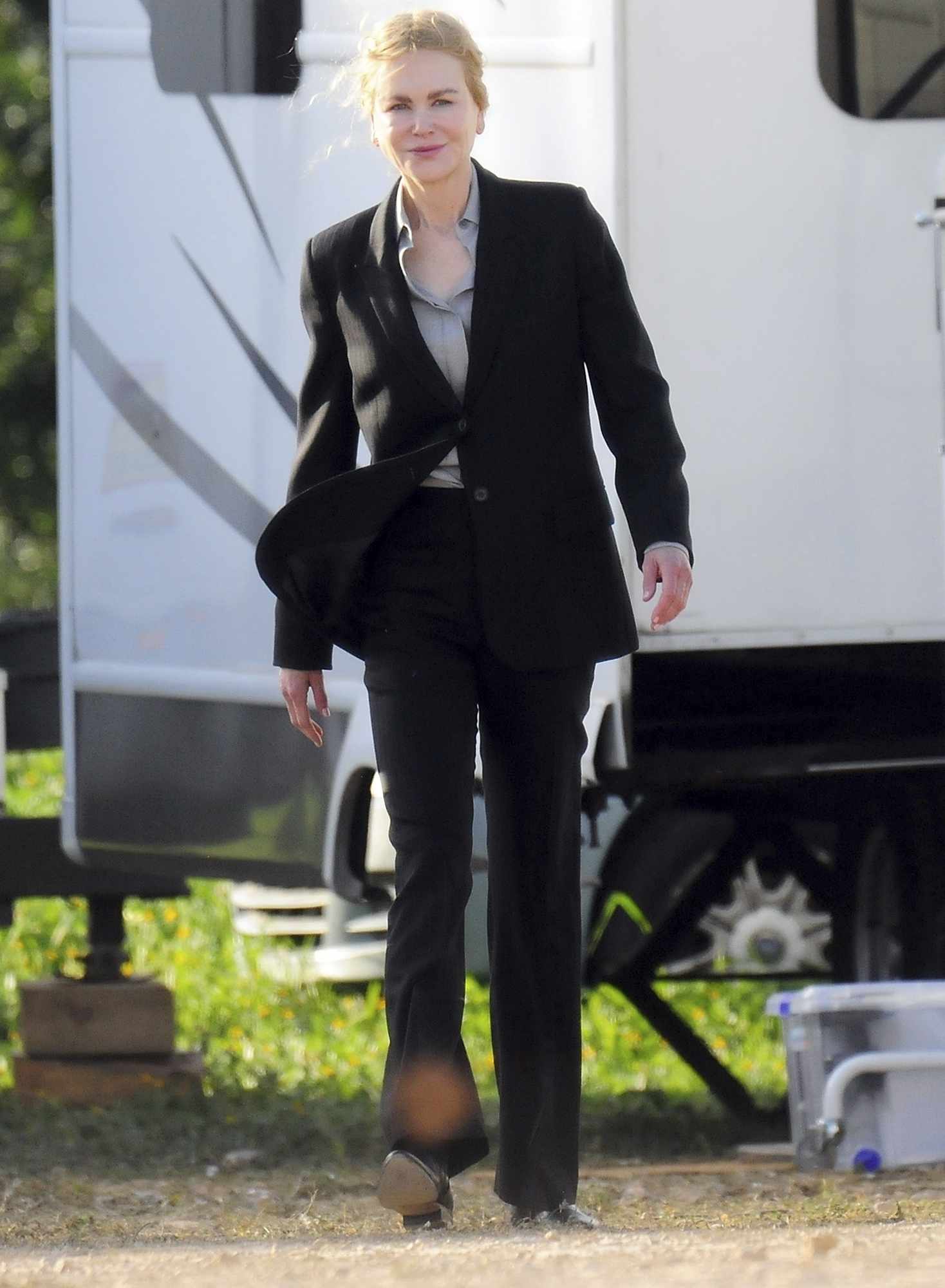 Nicole Kidman Rocks Chic Pantsuit and Cowboy Hat on 'Lioness' Season 2 Set