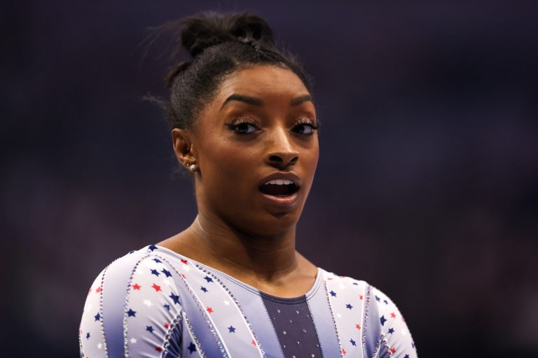 Bears Make Key Decision on Jonathan Owens as Simone Biles Heads to Olympics