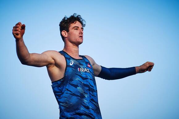 An unfortunate accident got French pole vaulter Anthony Ammirati a lot of attention.