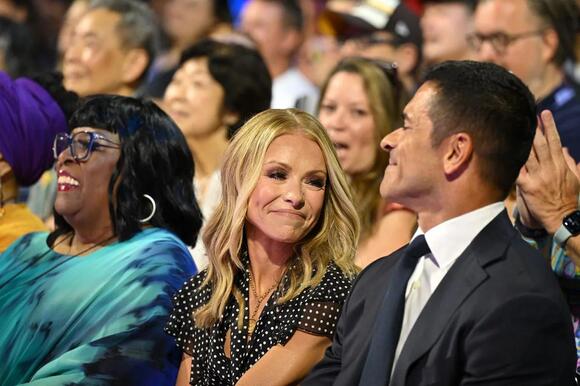 Kelly Ripa and Mark Consuelos