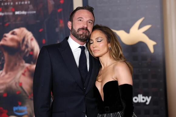 Affleck and Lopez at a premiere.