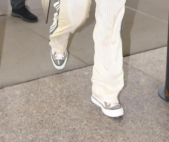 A closer look at Oprah Winfrey’s shoes