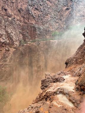 Mooney Falls at Grand Canyon