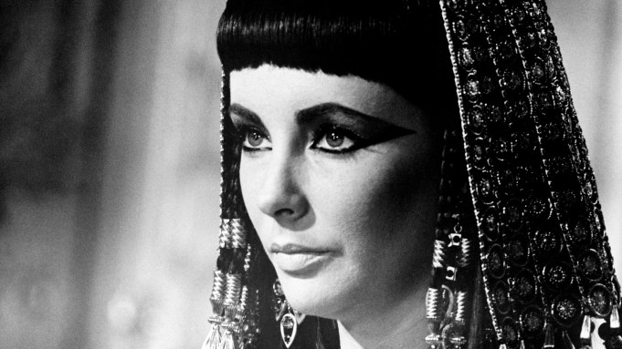 CLEOPATRA, Elizabeth Taylor, 1963. TM & Copyright ©20th Century Fox Film Corporation/courtesy Everett Collection