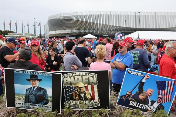 Trump fans waiting