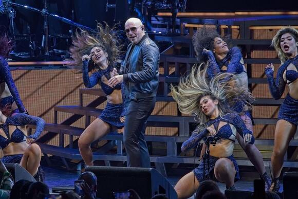 Pitbull performance in Florida