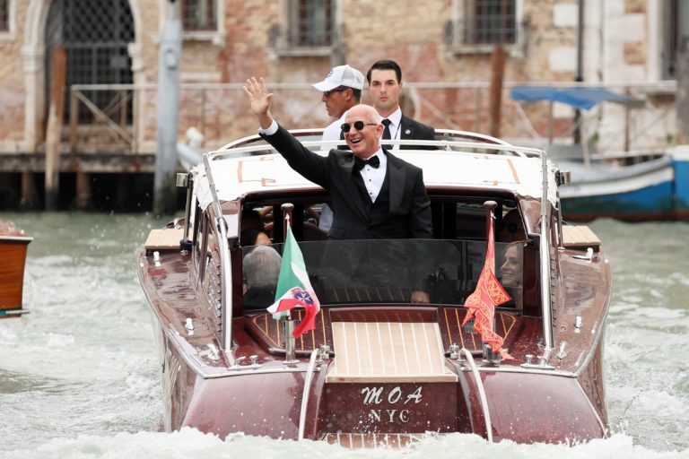 Jeff Bezos and Lauren Sánchez showcase wedding style and dazzling rings as ceremony begins live