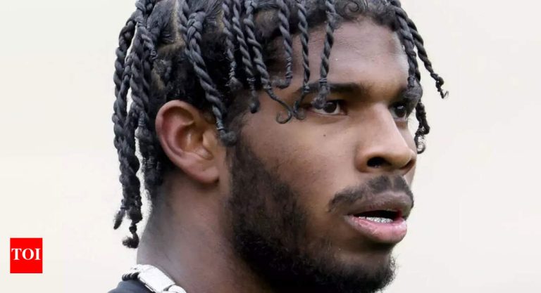 Shedeur Sanders video sparks controversy over police giving him celebrity treatment