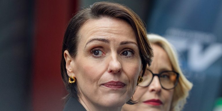 Suranne Jones Stars in Netflix Thriller Hostage With Release Date and First Look Revealed